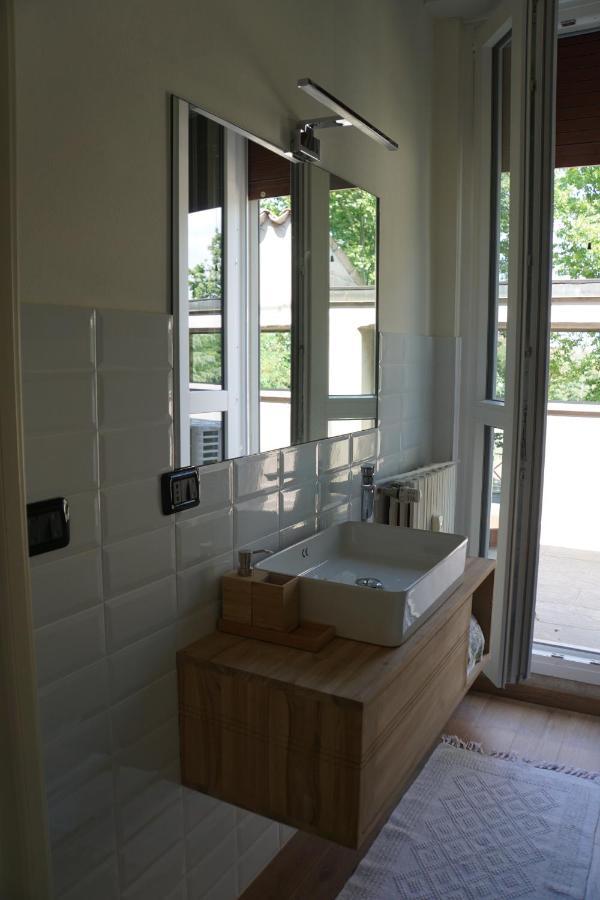 La Rotonda 2 Camere Con Terrazza In Centro 帕维亚 外观 照片