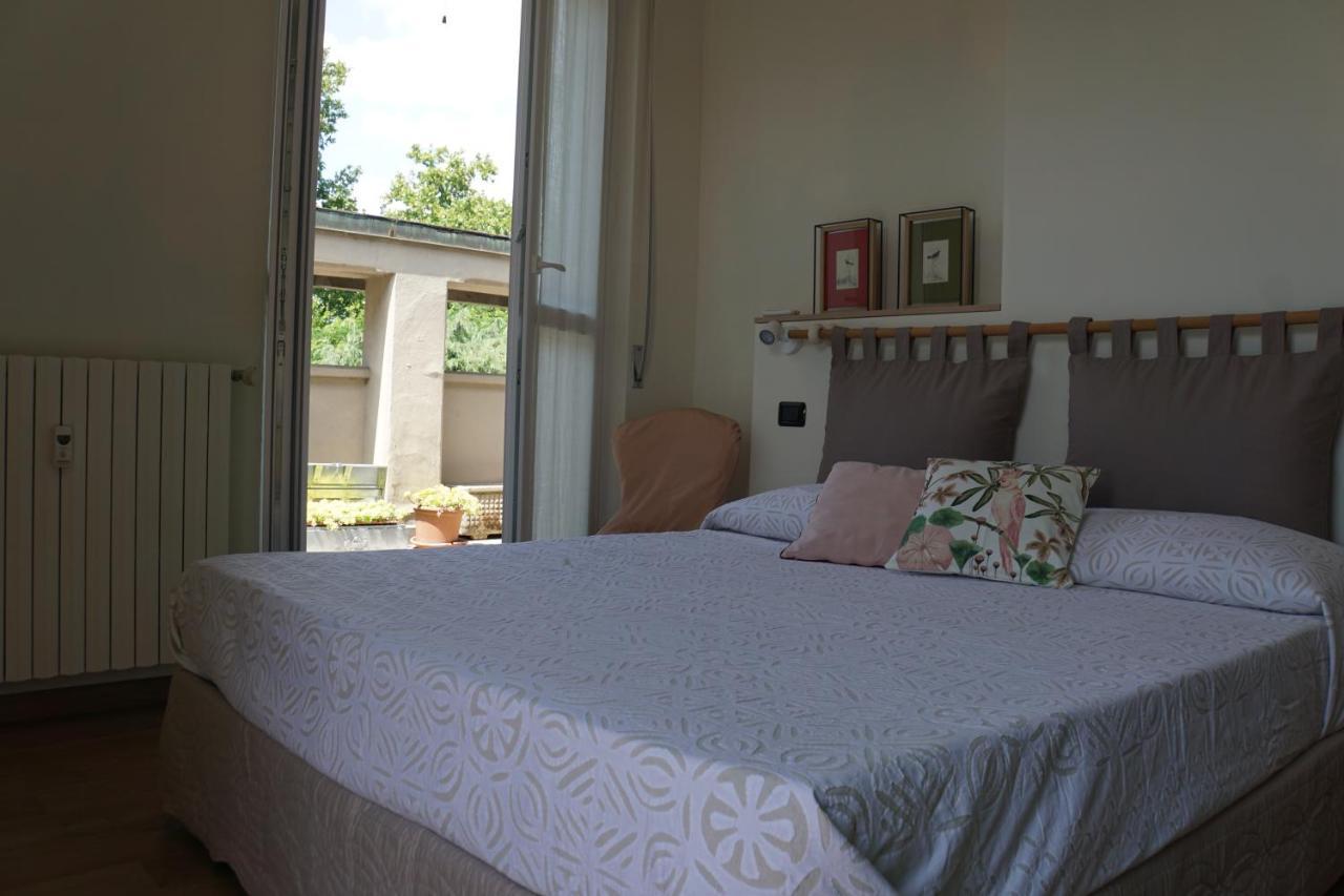 La Rotonda 2 Camere Con Terrazza In Centro 帕维亚 外观 照片